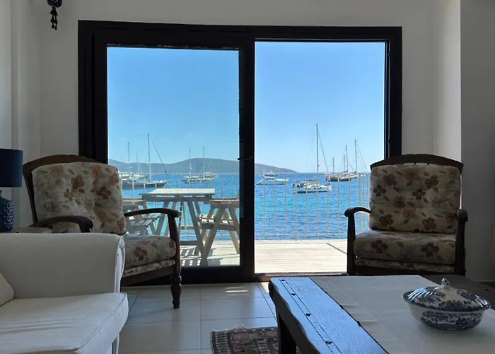 Beachfront Center Dream House * Бодрум